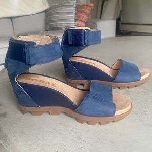 NWOT WOMEN'S JOANIE™ II ANKLE STRAP SANDAL